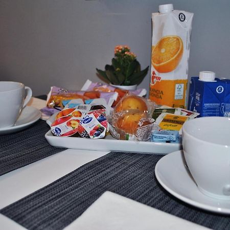 A Milan B&B ภายนอก รูปภาพ
