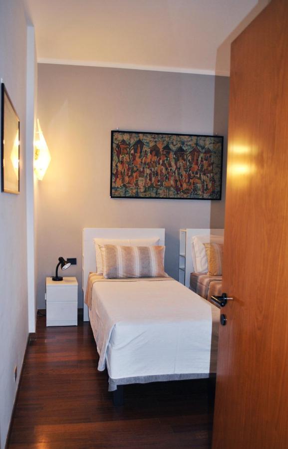 A Milan B&B ภายนอก รูปภาพ