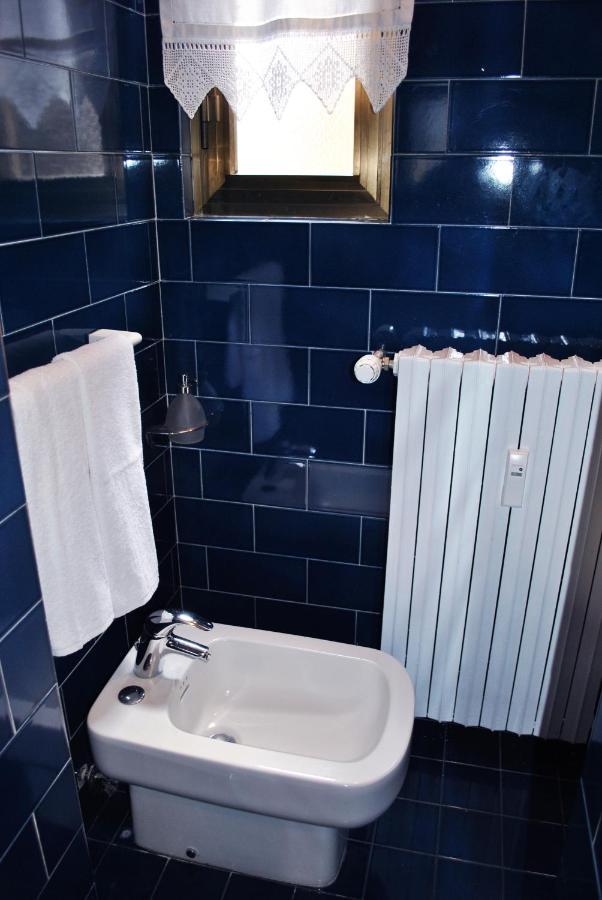 A Milan B&B ภายนอก รูปภาพ