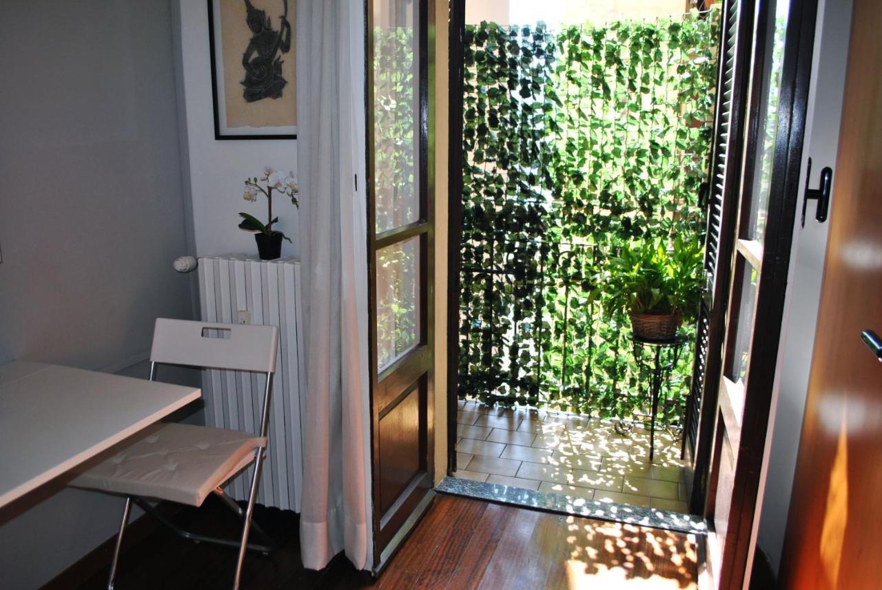 A Milan B&B ภายนอก รูปภาพ