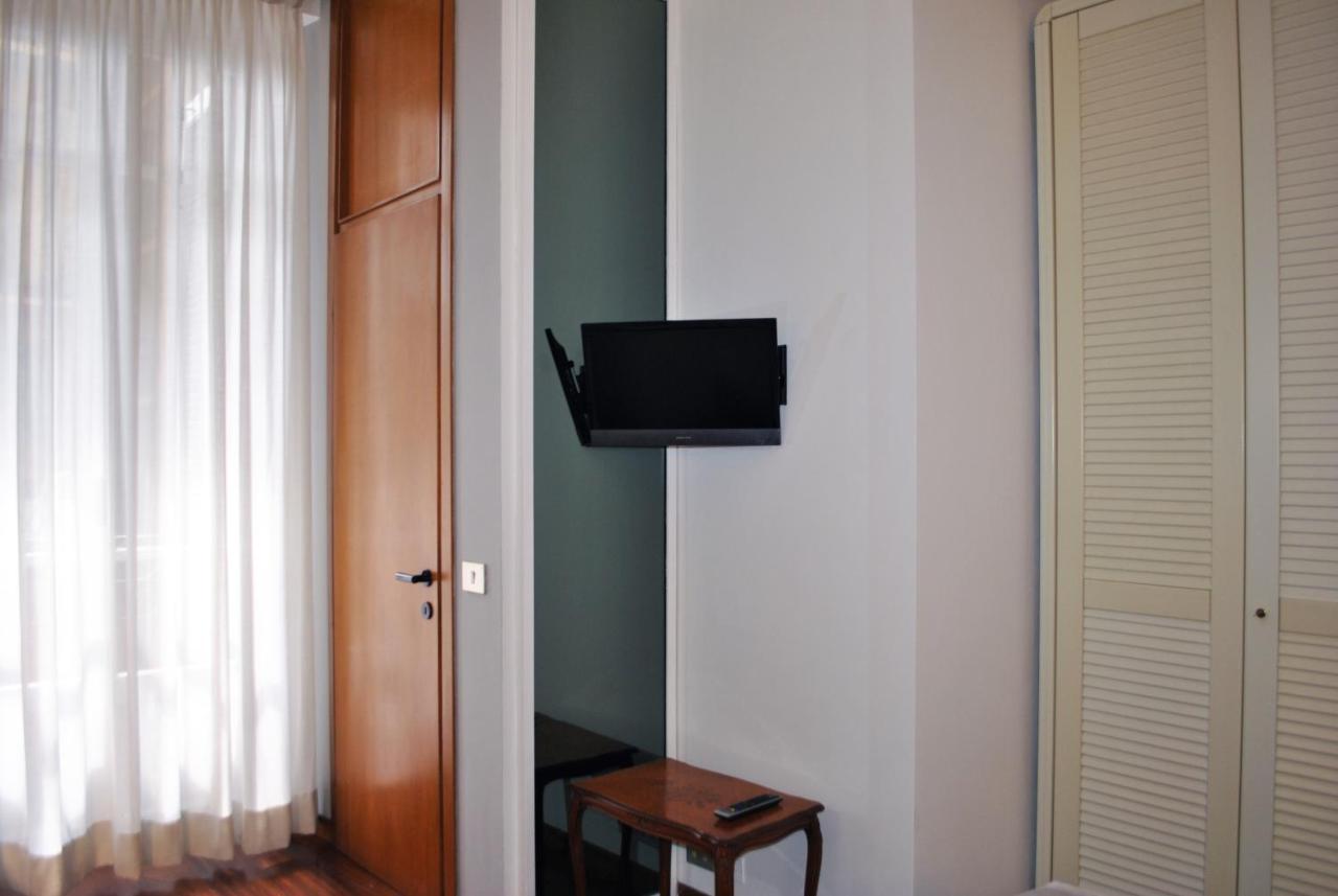 A Milan B&B ภายนอก รูปภาพ
